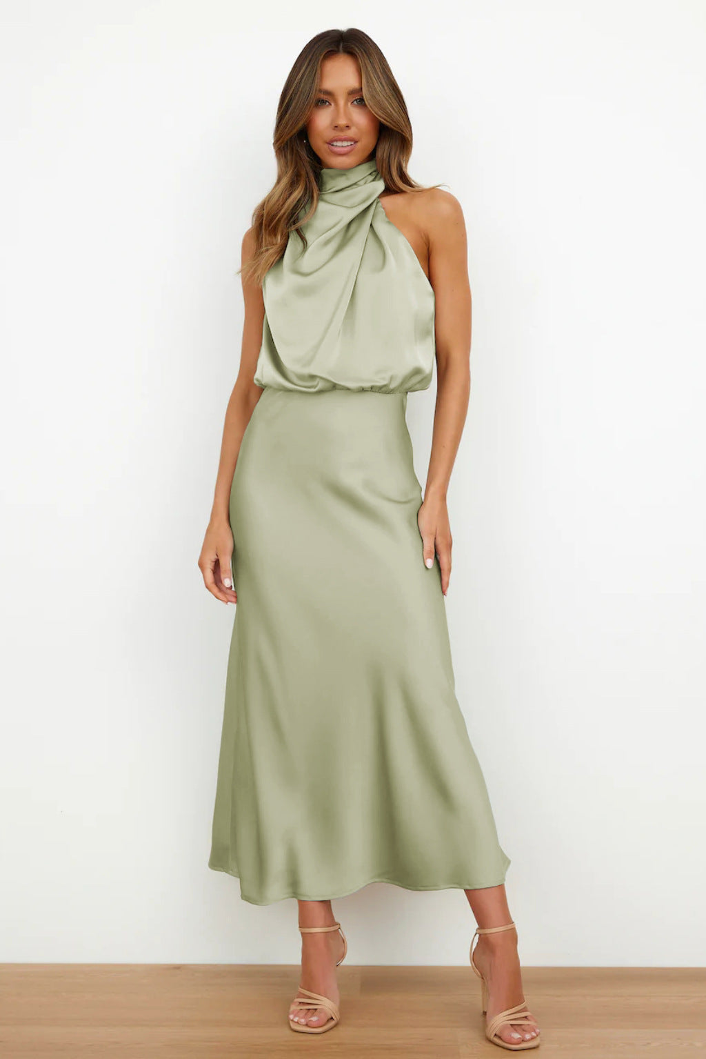 MARGOT - Robe Longue Élégante en Satin avec Col Drapé
